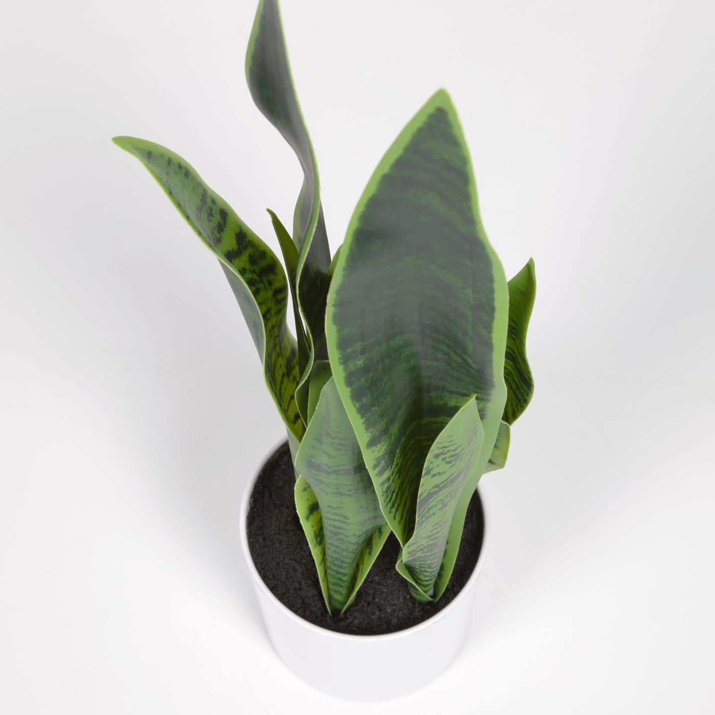 Kave Home Sansevieria Kunstpflanze mit Topf weiß 55 cm Weiß- #AA7326