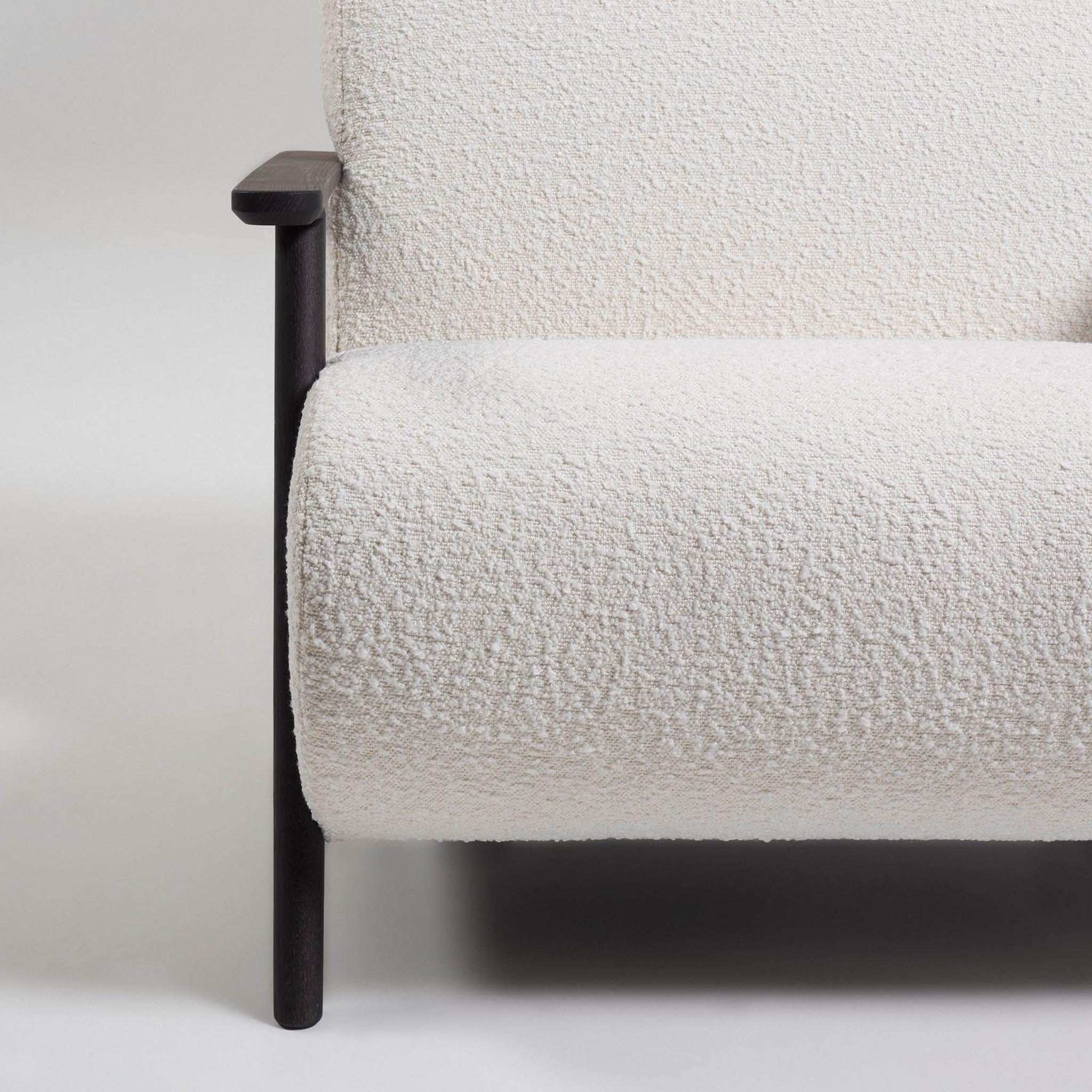  Kave Home Sessel Meghan - SKU #S516J33 in Farbe Weiß - Beine in Dunkelbraun - Material
